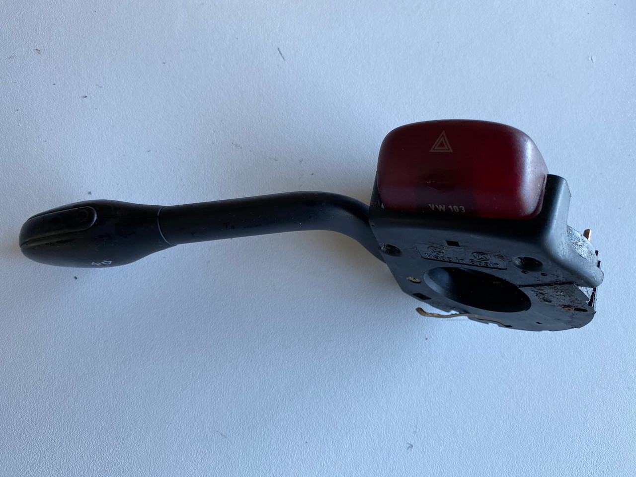 VW GOLF MK3 USED BLINKER HAZARD SWITCH Parts 4 European Cars