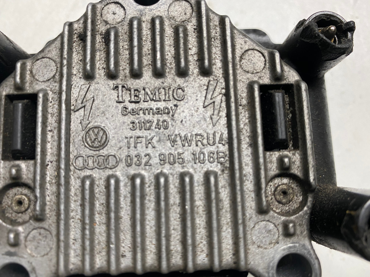 VW GOLF MK4 USED IGNITION COIL PACK 032 905 106 B Parts 4 European Cars