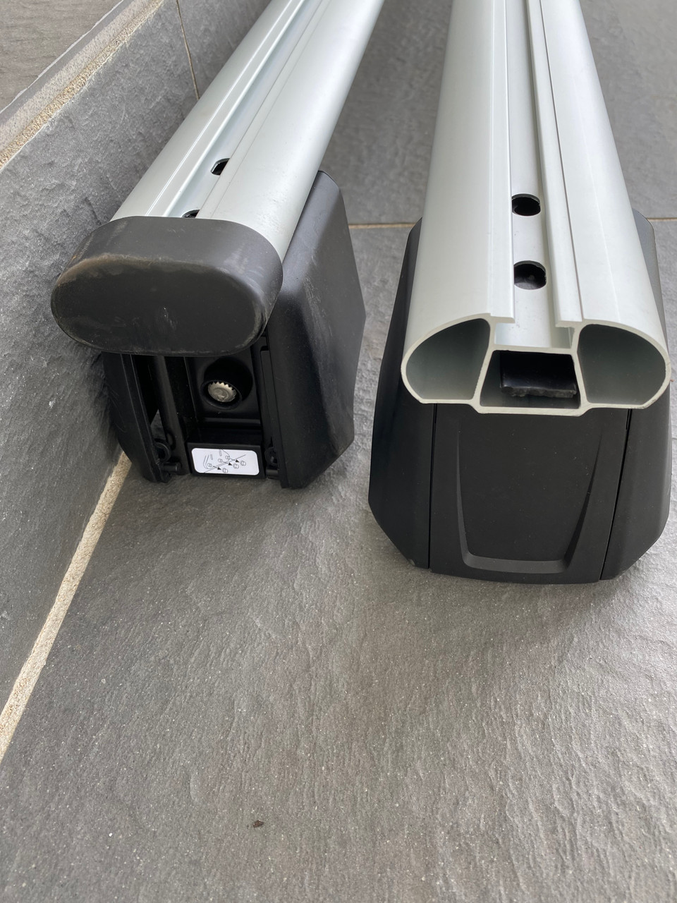 AUDI Q5 NEW GENUINE ROOF RACKS 6R0 071 151 H Parts 4 European Cars