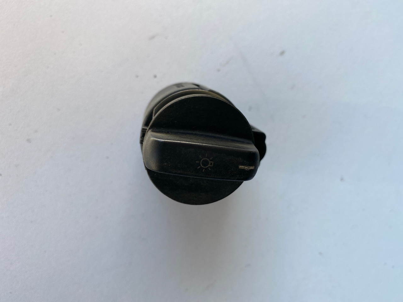 BMW E38 E39 USED HEADLIGHT SWITCH 61.31 8 363 683 Parts 4 European Cars