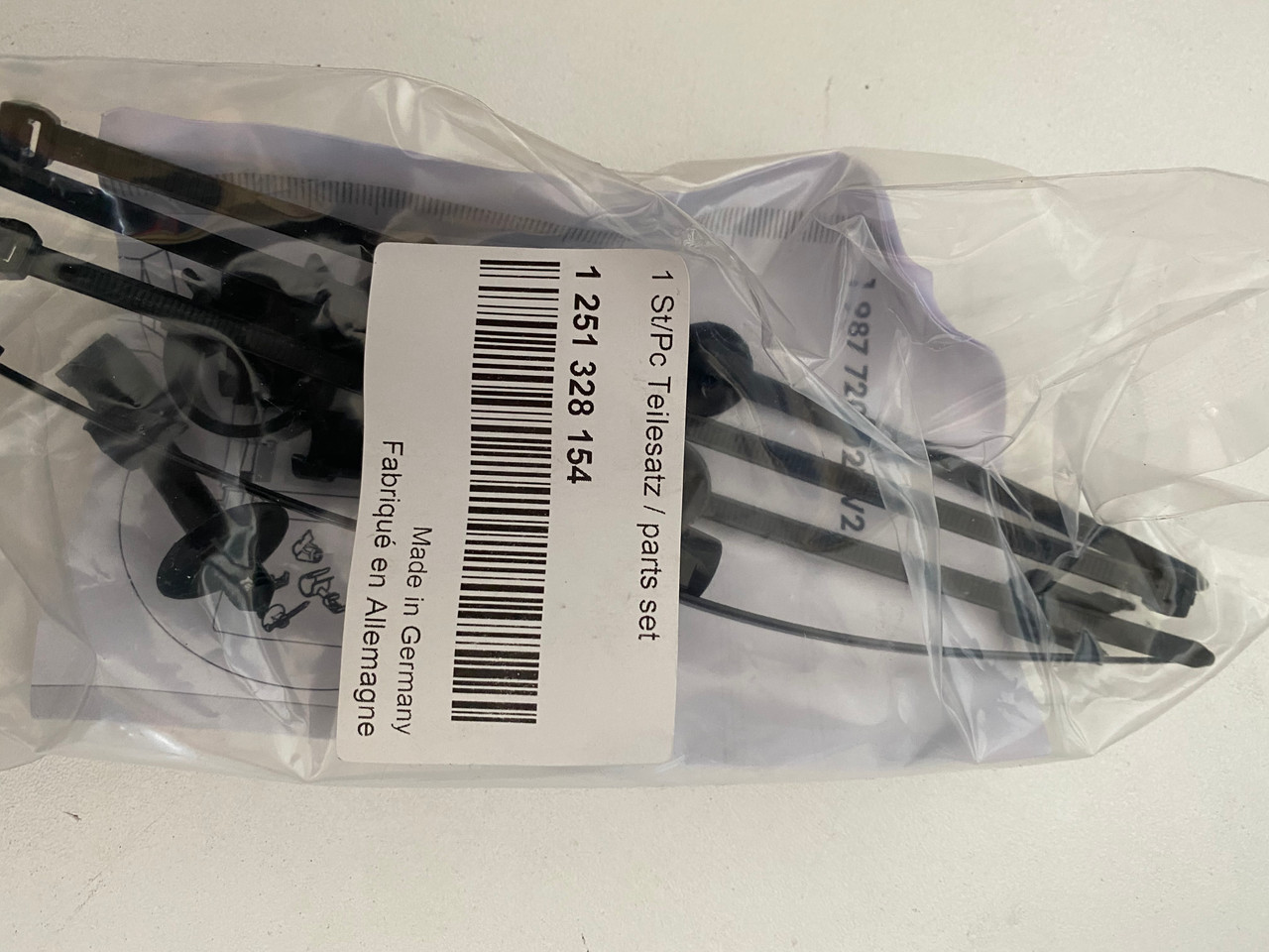 NEW GENUINE AUDI VW WIRING HARNESS REPAIR KIT 1 251 328 154 Parts 4