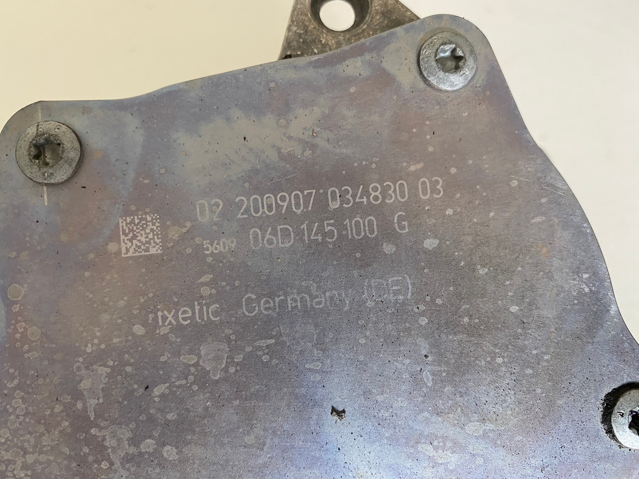 VW GOLF MK5 GTI USED BRAKE VACUUM PUMP 06D 145 100 G Parts 4 European