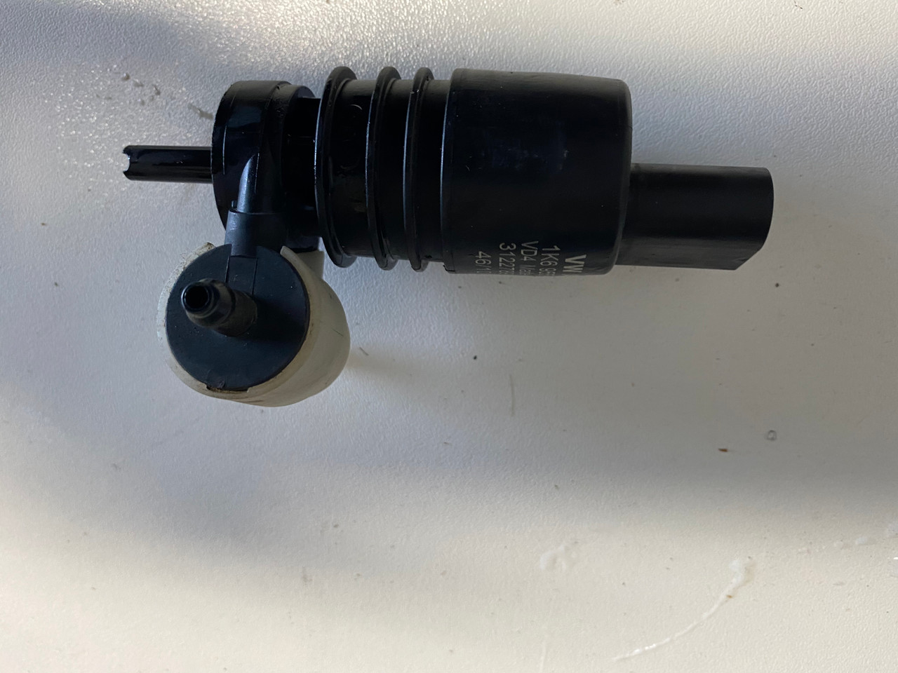 VW GOLF MK5 MK6 TIGUAN USED WINDSCREEN WASHER PUMP 1K6 955 651 Parts