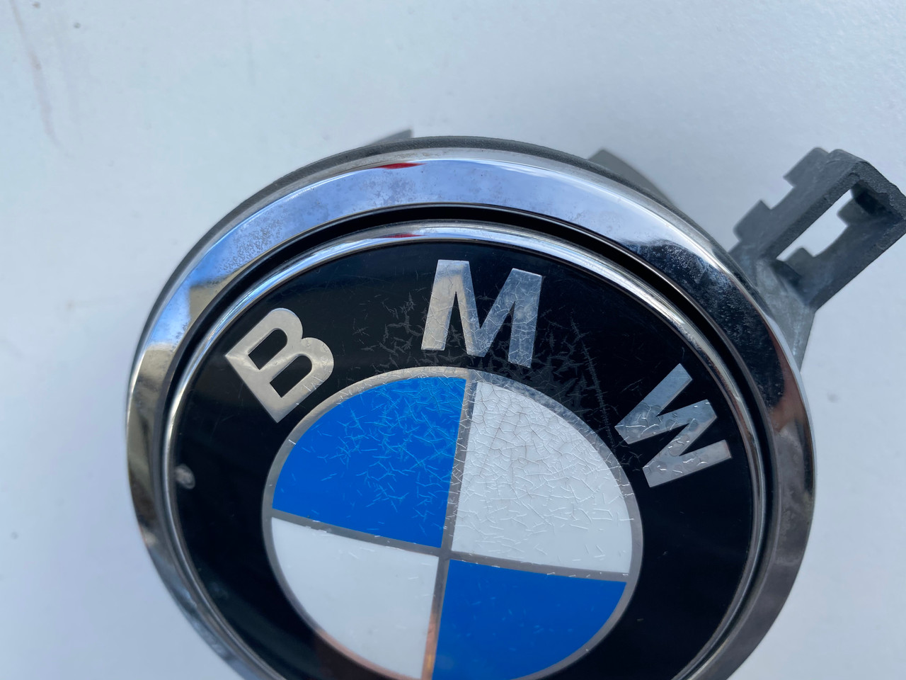 BMW E87 USED TAILGATE BADGE OPENING MECHANISM 51.24 715317303 Parts