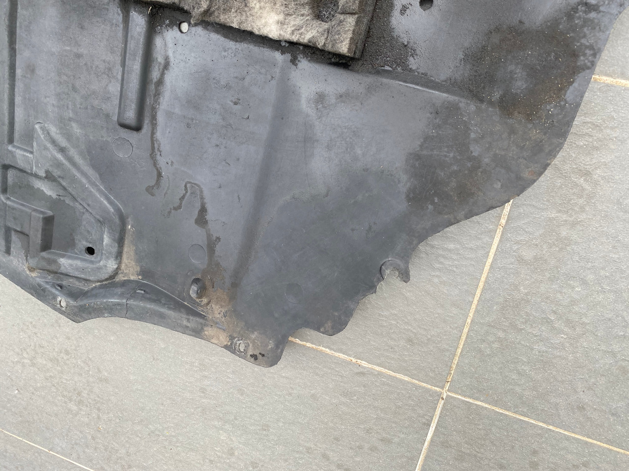 VW POLO 6R USED LOWER UNDER ENGINE COVER 6R0 825 235 B Parts 4