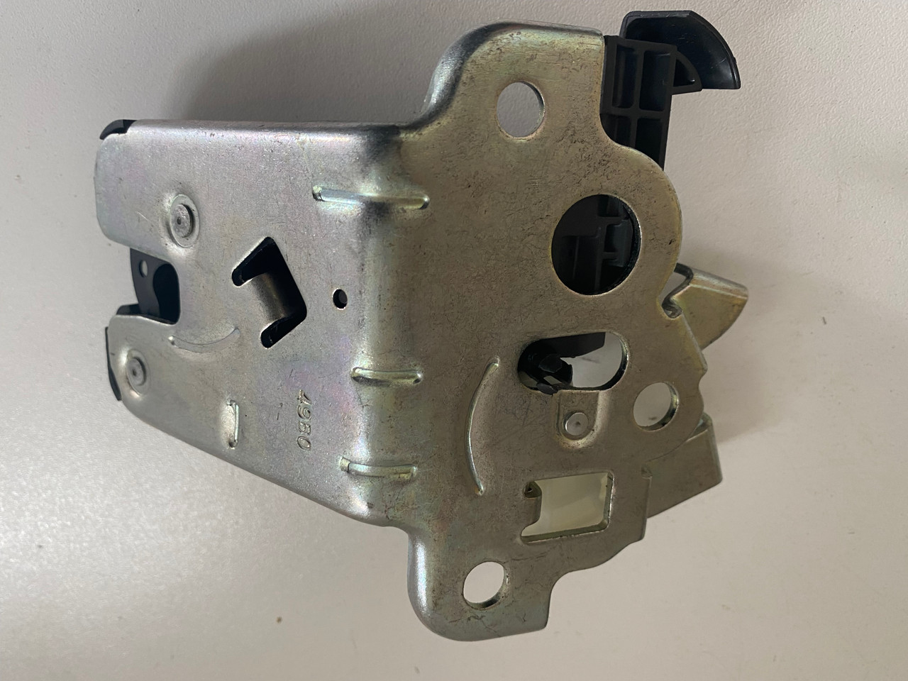 AUDI A4 B8 SEDAN USED BOOT LOCK MECHANISM 8K9 827 505 A Parts 4