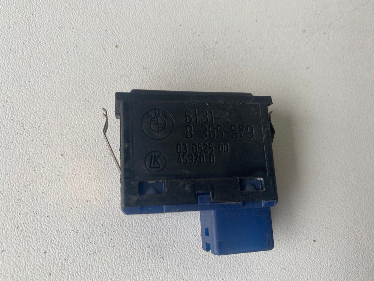 BMW X5 E53 E39 E38 USED BOOT RELEASE SWITCH 8 365 579 Parts 4