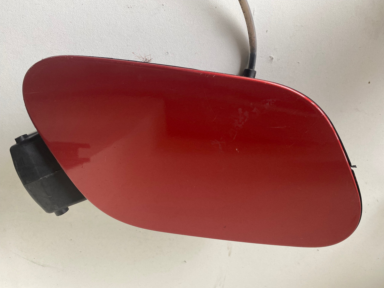 VW GOLF MK7 WAGON USED FUEL FLAP IN SUNSET RED A3X PAINT CODE Parts 4
