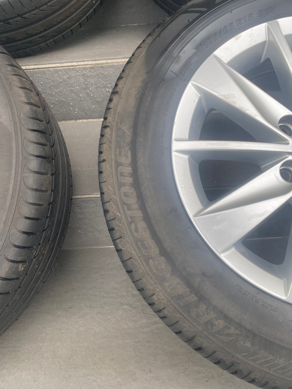 VW GOLF MK7 USED 15 INCH WHEELS AND TYRE 5G0 601 025 AA - Parts 4 ...