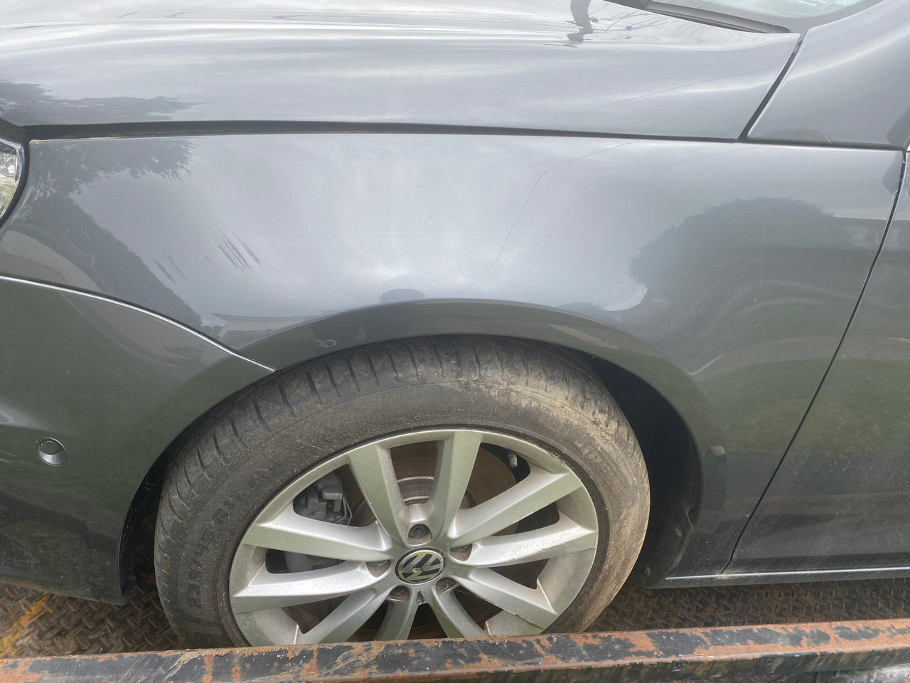 VW EOS FACE LIFT 2010-2013 USED LH GUARD IN GREY COLOUR R7H - Parts 4 ...
