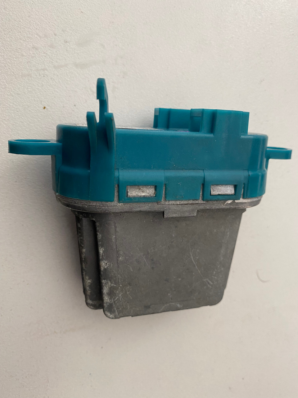 VW TRANSPORTER T5 MULTIVAN USED HEATER FAN RESISTOR 7L0 907 521 B