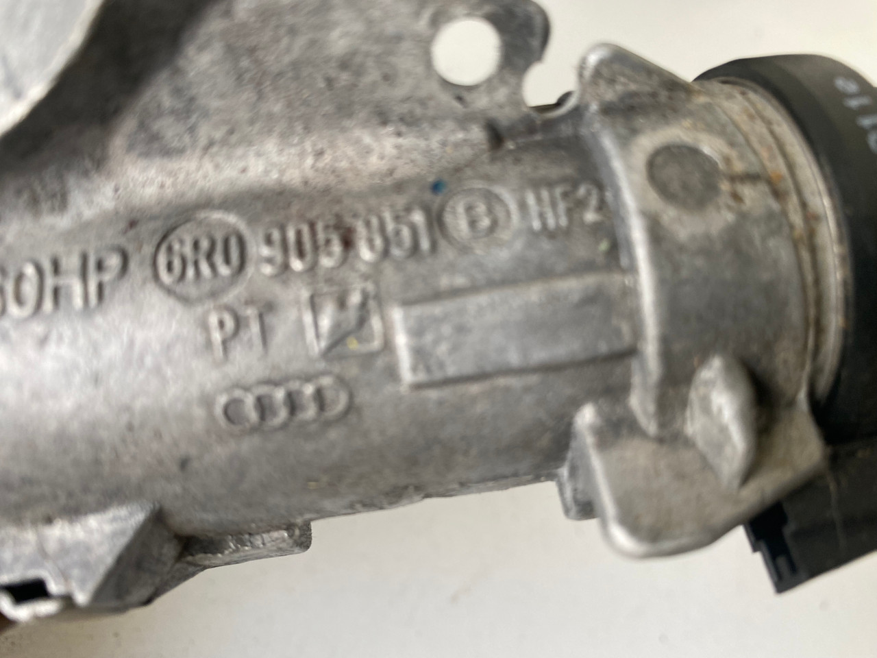 VW POLO 6R VW AMAROK USED IGNITION BARREL AND KEY BLADE 6R0 905 851 B Parts 4 European Cars