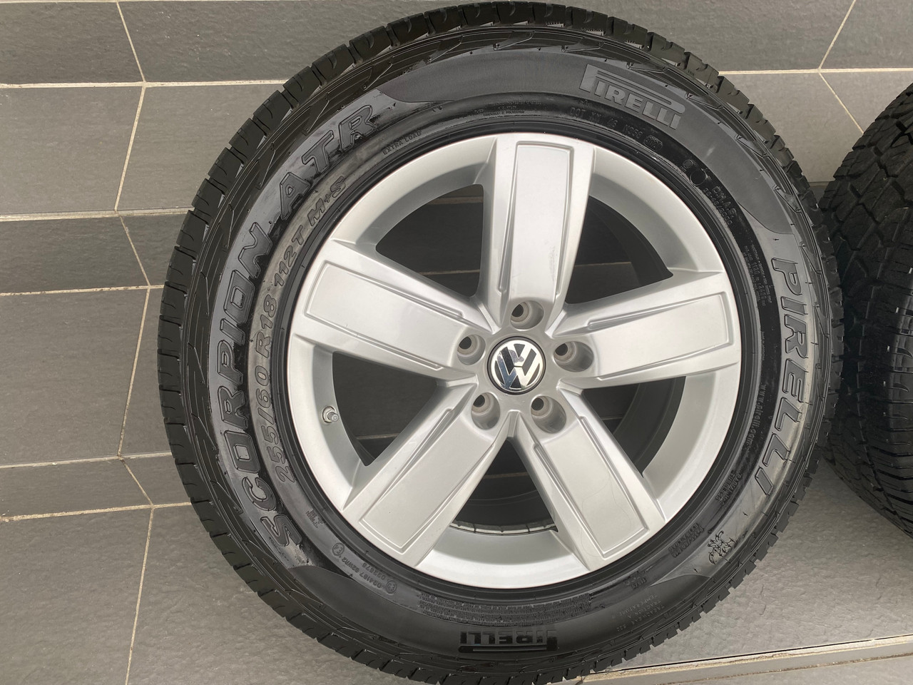 VW AMAROK USED 18 INCH WHEELS WITH GOOD PIRELLI SCORPION ATR TYRES ...