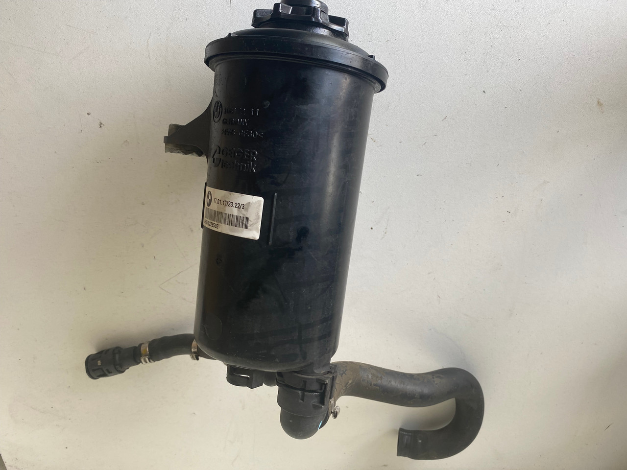 BMW E70 X5 3L DIESEL USED POWER STEERING RESERVOIR WITH BOTTOM HOSES