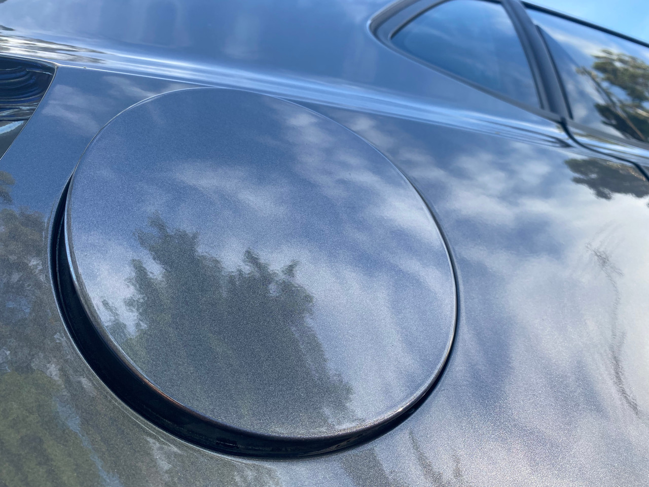 VW POLO 6R USED FUEL FLAP IN GREY D7R PAINT CODE - Parts 4 European Cars
