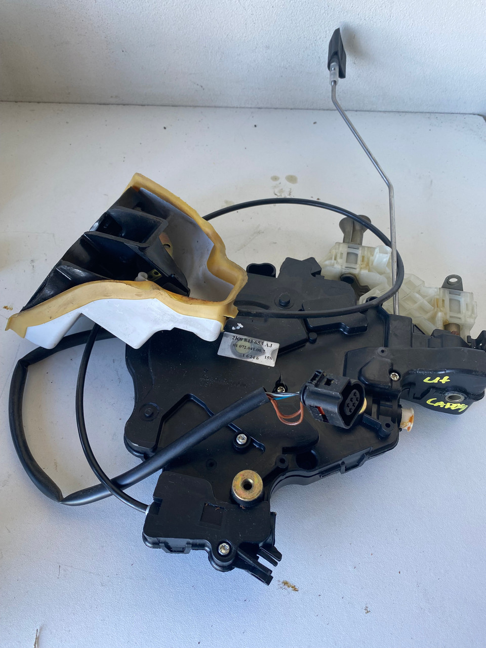 VW CADDY 20052014 USED LH SLIDING DOOR LOCK ACTUATOR 2K0 843 653 AJ