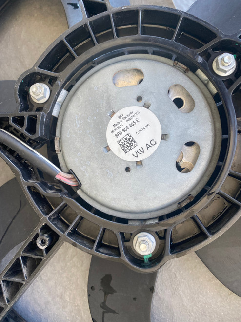 VW POLO 6R LATE USED ENGINE AC FAN 6R0 959 455 E