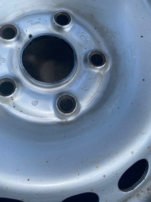 VW CADDY 2005-2009 15 INCH USED STEEL RIM IN GOOD CONDITION 2K0 601 027