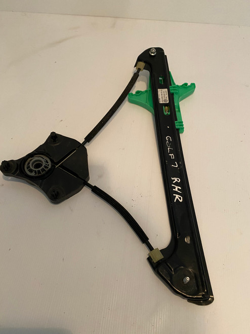 VW GOLF MK7  USED RHR WINDOW REGULATOR 5G4 839 462 B