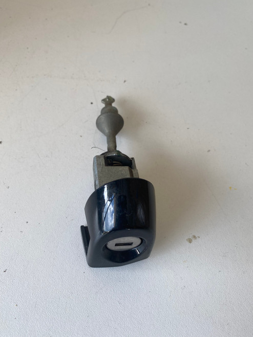 BMW X5 E70 USED DOOR BARREL 