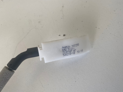 BMW X5 E70 USED REAR DOOR CABLE  5121-7137107 07