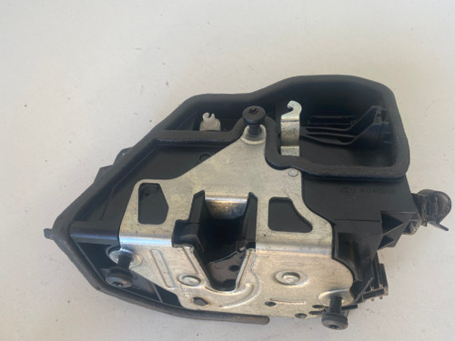 BMW X5 E70 EARLY USED LHF DOOR LOCK MECHANISM 7202145