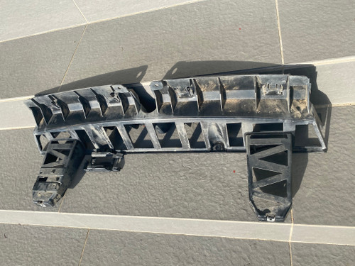 BMW X5 70 USED CENTRE REAR BAR SUPPORT 5112 7158444