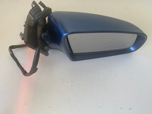 AUDI A3 8P 5 DOOR USED RH DOOR MIRROR IN BLUE Z5C CODE