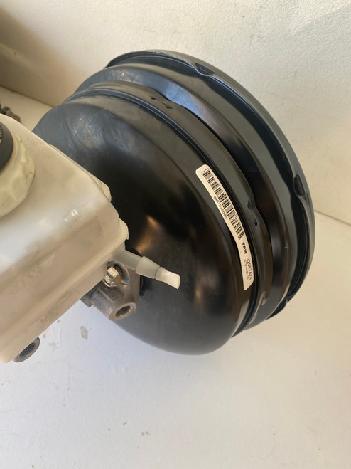BMW E70 LATE USED BRAKE BOOSTER TRW 32067474  6791409-03