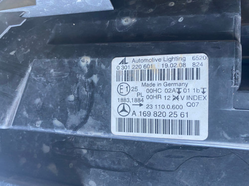 MERCEDES B CLASS W245 USED LH HEADLIGHT A169 820 25 61  
