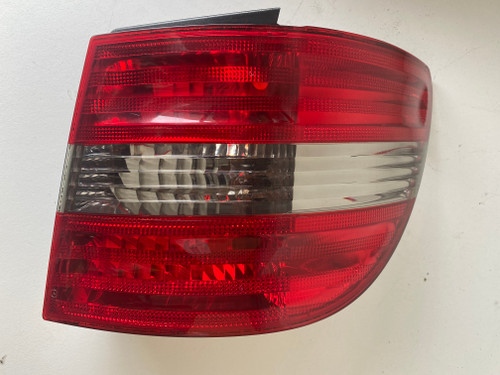 MERCEDES B CLASS W 245 USED RH OUTER TAIL LIGHT A 169 820 26 64