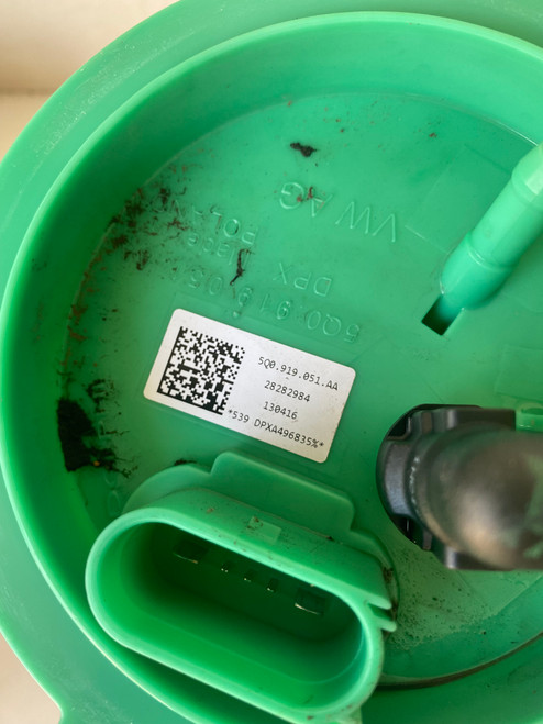 VW GOLF MK7 PETROL USED FUEL PUMP 5Q0 919 051 AA