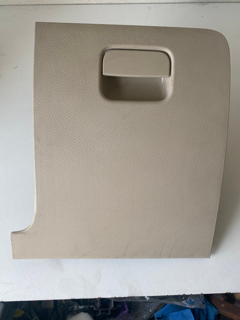 VW PASSAT CC 3C USED RH CREAM COLOUR GLOVE BOX 