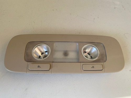 VW PASSAT GOLF USED REAR CREAM INTERIOR LIGHT 1C0 947 291 D