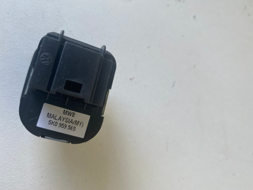 VW GOLF MK6 VW PASSAT USED MIRROR SWITCH 5K0 959 565