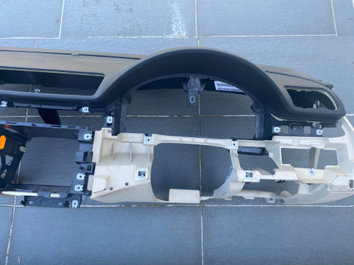 VW PASSAT 3C CC USED DASH BOARD 3C2 857 003 KN YJP