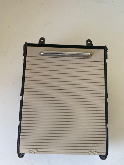 VW PASSAT 3C CC USED CENTRE CUP HOLDER WITH CREAM SLIDE 3C2 863 241 AN H67