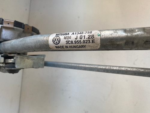 VW PASSAT 3C CC USED WINDSREEN LINKAGE WITH WIPER MOTOR 3C8 955 023 E  3C8 955 119 C
