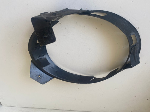 VW BEETLE 1998-2004 USED RH HEADLIGHT SUPPORT BRACKET