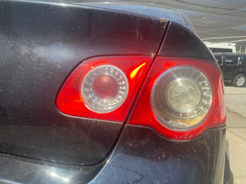 VW PASSAT 3C SEDAN USED RH INNER TAILLIGHT 3C5 945 094 F