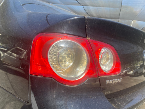 VW PASSAT 3C SEDAN USED LH OUTER TAILLIGHT 3C5 945 095 H