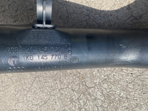 VW GOLF MK5 1.9 TDI USED TURBO PLASTIC PIPE 1K0 145 762 AT