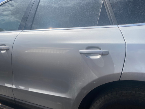 AUDI Q5 8R USED LHR DOOR SHELL IN SILER X7W PAINT CODE 