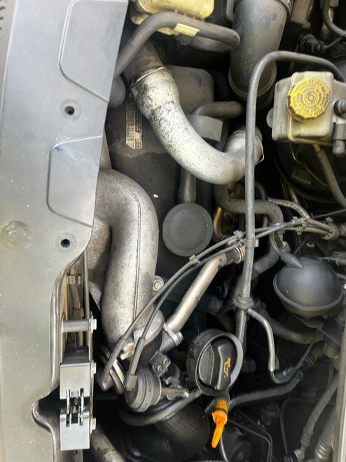 VW TRANSPORTER T5 2.5L USED 6 SPEED GWB MANUAL GEARBOX TRAVELLED 239000 KM