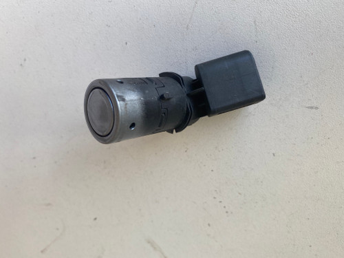 AUDI A4 B7 USED FRONT PARKING SENSOR 7H0 919 275 D