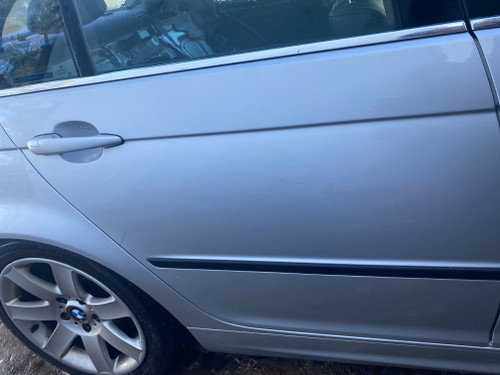 BMW E46 SEDAN USED RHR DOOR SHELL IN SILVER  TITANSILBER METALLIC (354)