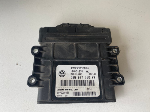 VW GOLF MK5 2.0 FSI USED TRANSMISSION COMPUTER BOX 09G 827 750 FB