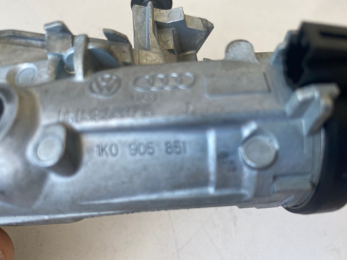 VW POLO 6R USED IGNITION BARREL AND KEY BLADE 1K0 905 851