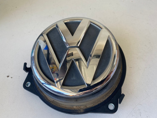 VW POLO 6R USED TAILAGATE BADGE OPENING MECHANISM 6R6 827 469 D