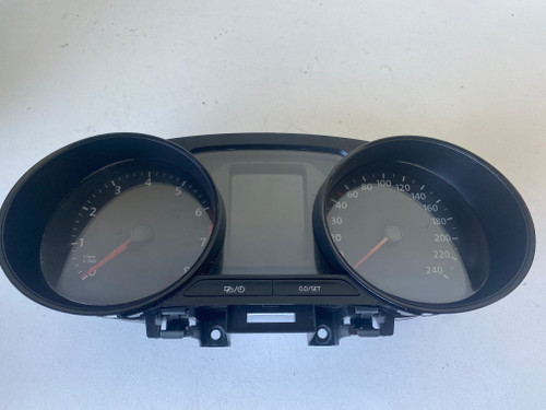 VW POLO 6R 2015 USED INSTRUMENT CLUSTER 6C0 920 730 D